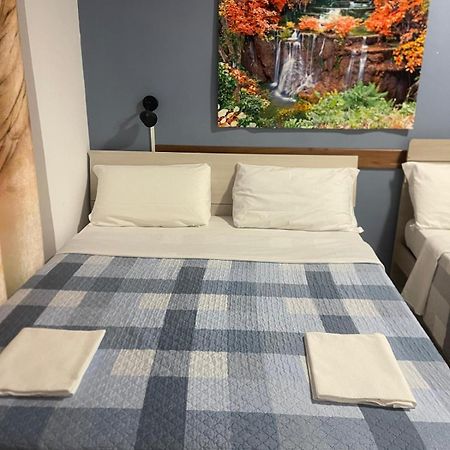 Parenti B&B Рим Екстериор снимка